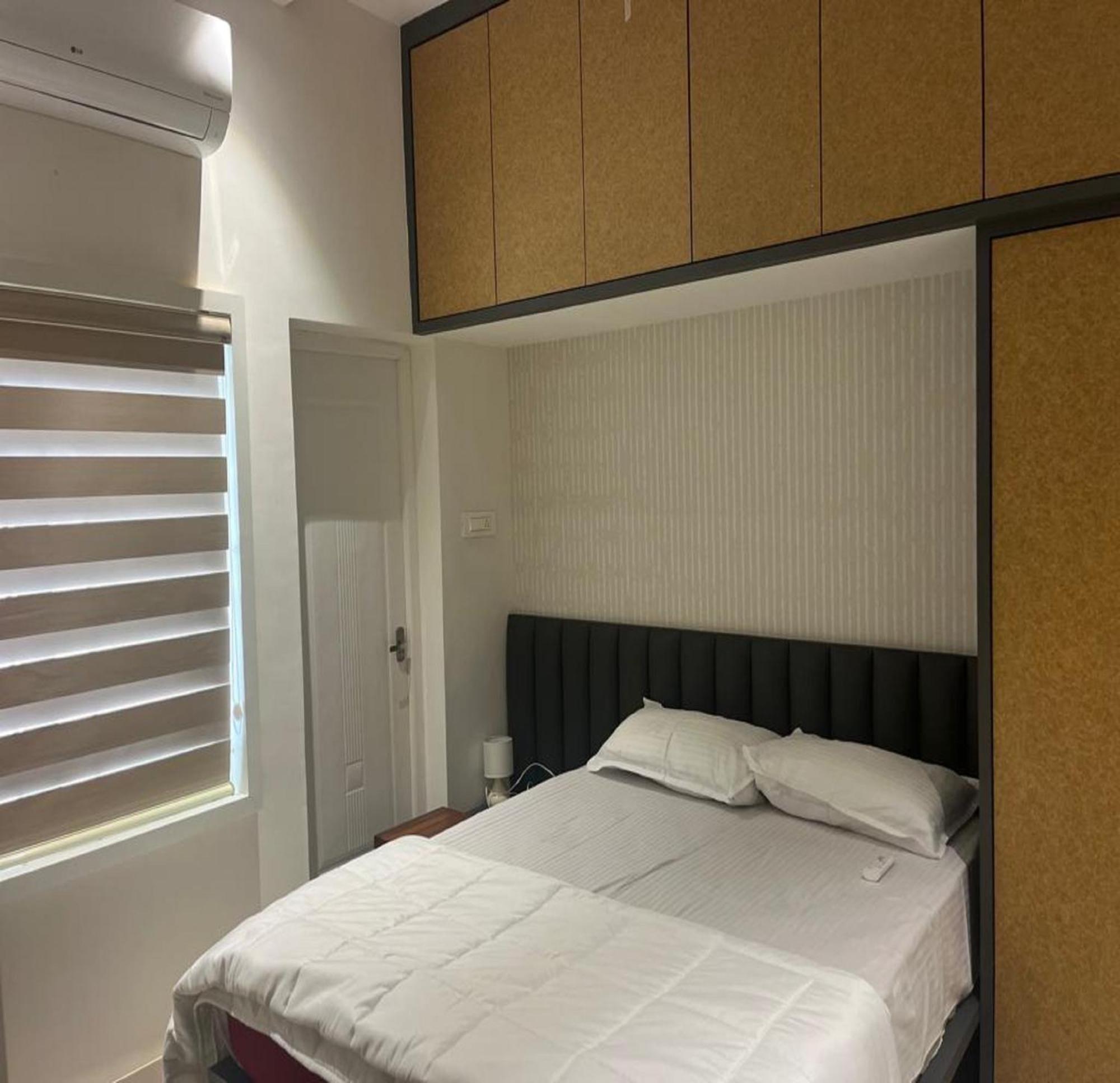 Thulasi Avenue Inn Pollachi Bagian luar foto