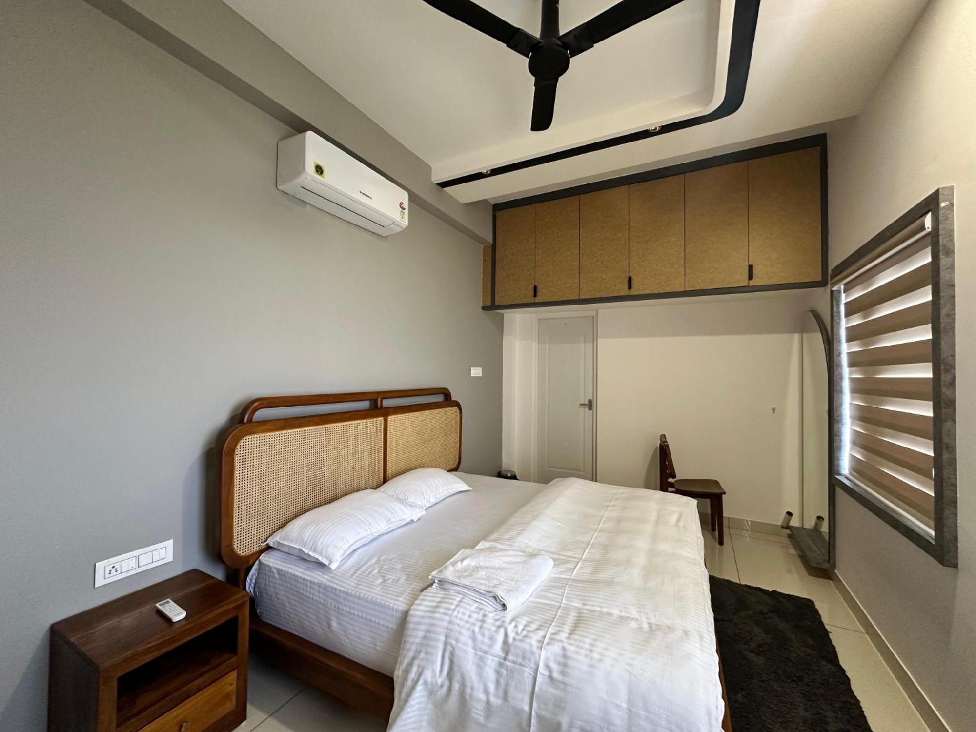 Thulasi Avenue Inn Pollachi Bagian luar foto